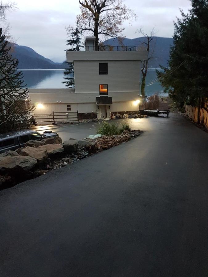 Royal Harrison Retreat Villa Harrison Hot Springs Bagian luar foto